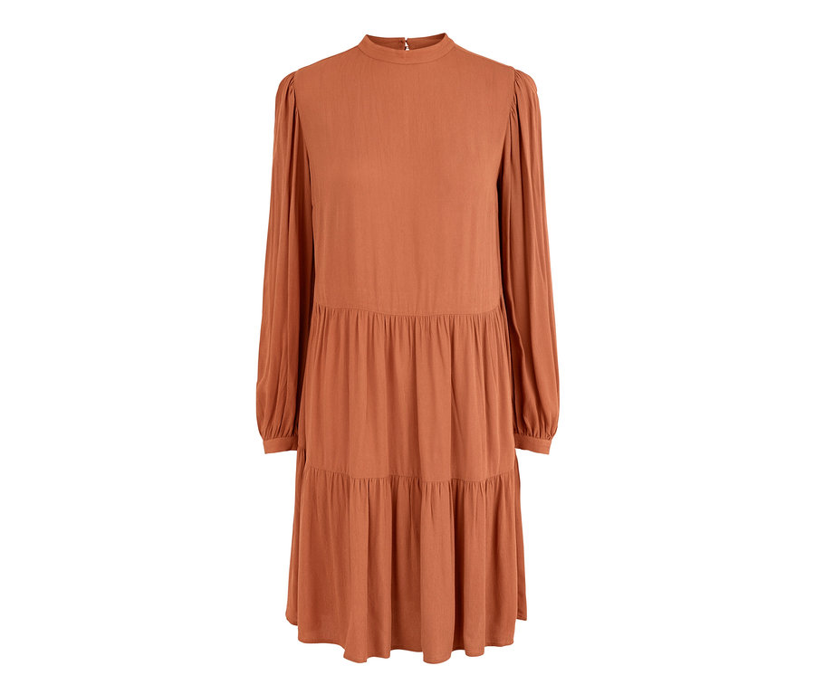 Braunes Webkleid mit langen Ärmeln.