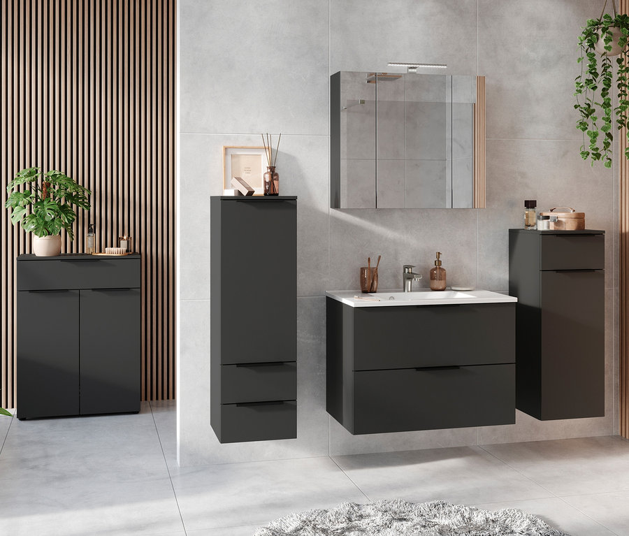 Badezimmer mit anthrazitfarbenen Dalvik Waschtisch-Unterschränken, Waschbecken und Spiegelschrank.