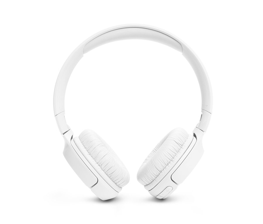 Weiße JBL Tune 520 On-Ear Kopfhörer auf weißem Hintergrund.