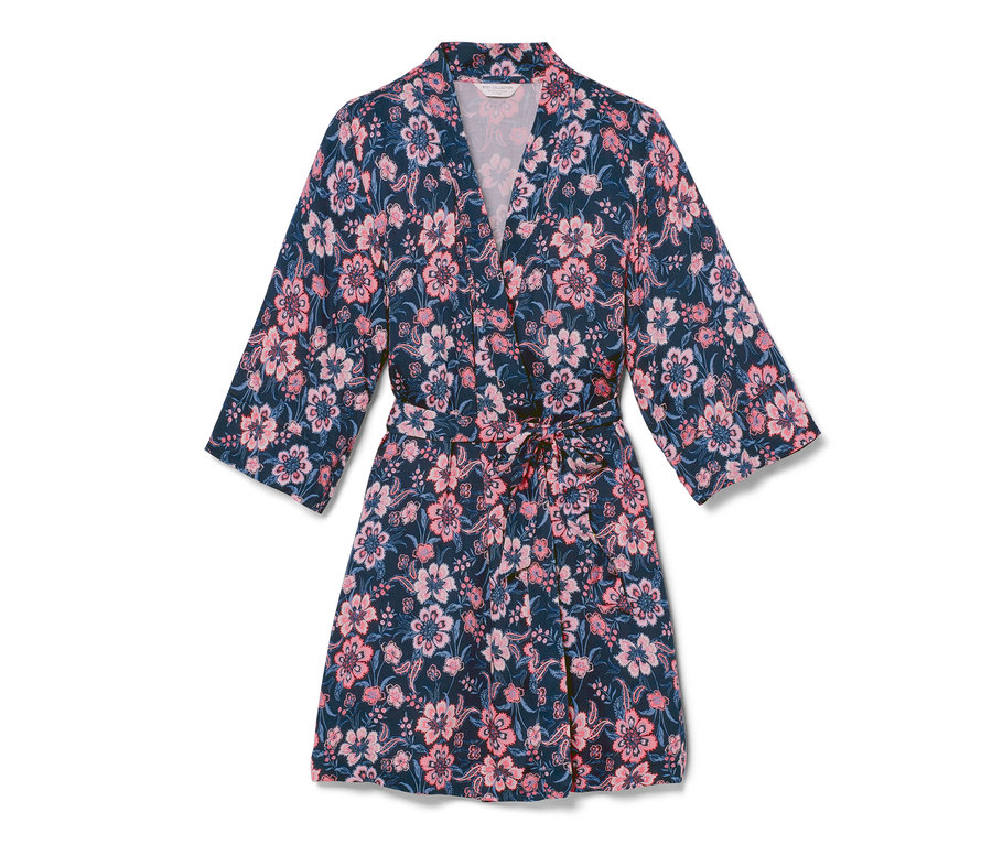Web-Morgenmantel mit Blumenmuster.
