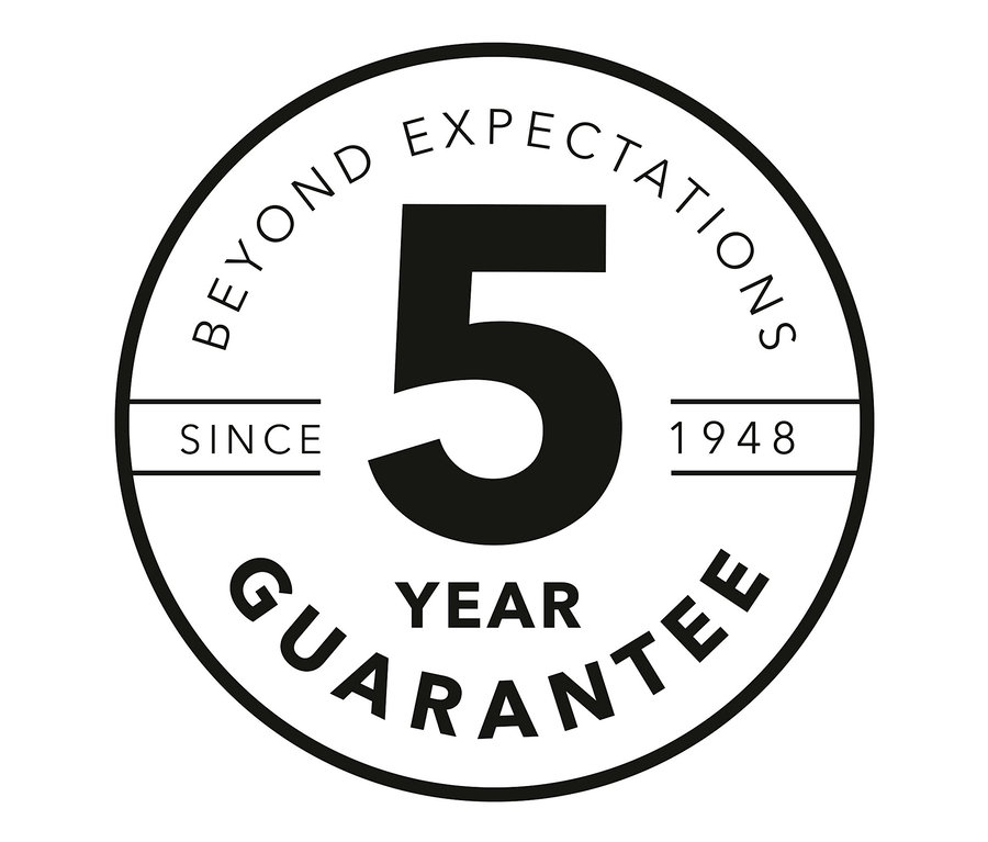 Schwarzweißes Logo mit der Aufschrift "BEYOND EXPECTATIONS" oben, der Ziffer 5 in der Mitte und der Aufschrift "YEAR GUARANTEE" unten.