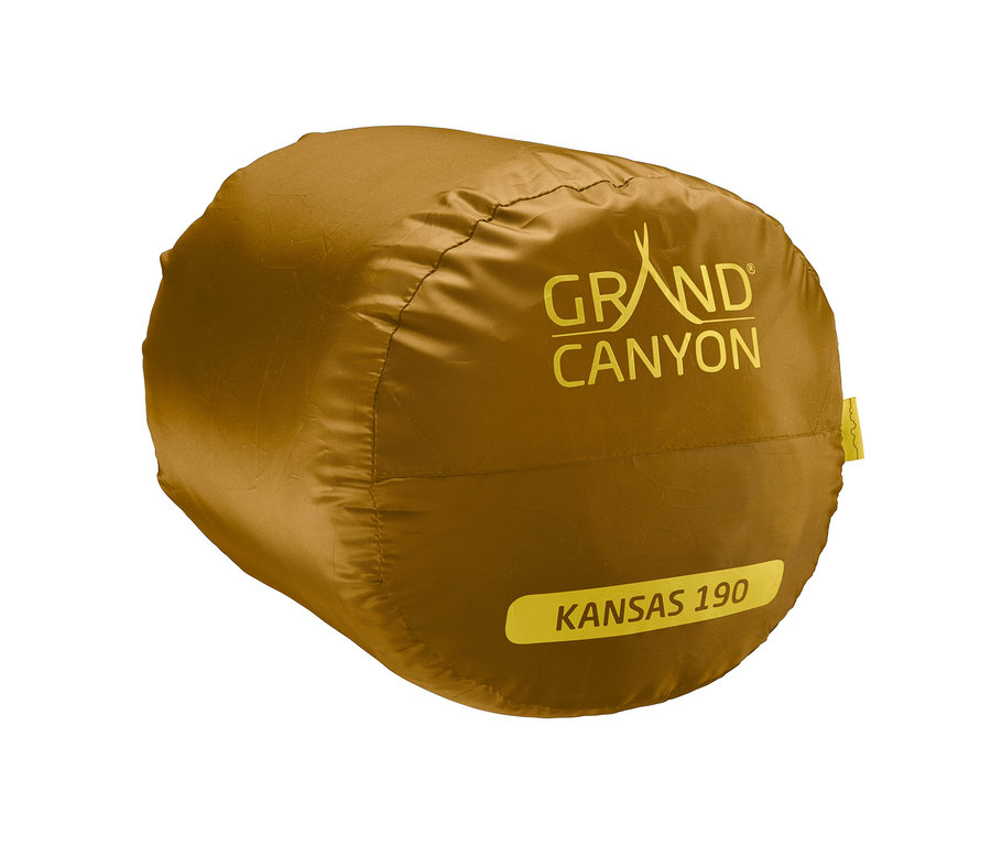 Ein zusammengerollter Grand Canyon Mumienschlafsack »Kansas 190« in der Farbe Dried Tobacco.
