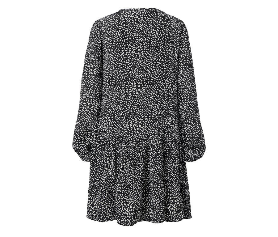 Ein Kleid mit Print.