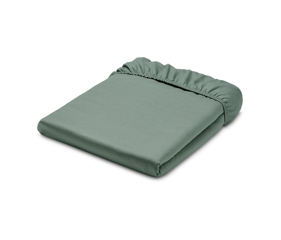 Gefaltetes olivgrünes Tencel™-Baumwoll-Spannbettlaken.