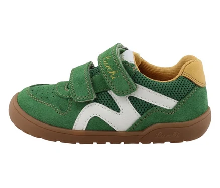 Ein einzelner grüner LURCHI Jamin Barefoot Schuh mit weißem Zickzack-Muster und brauner Sohle.