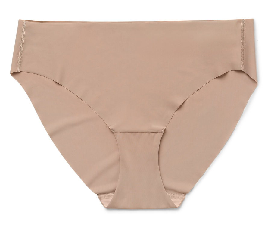 Nahaufnahme eines einzelnen, hautfarbenen Slips auf einem weißen Hintergrund.