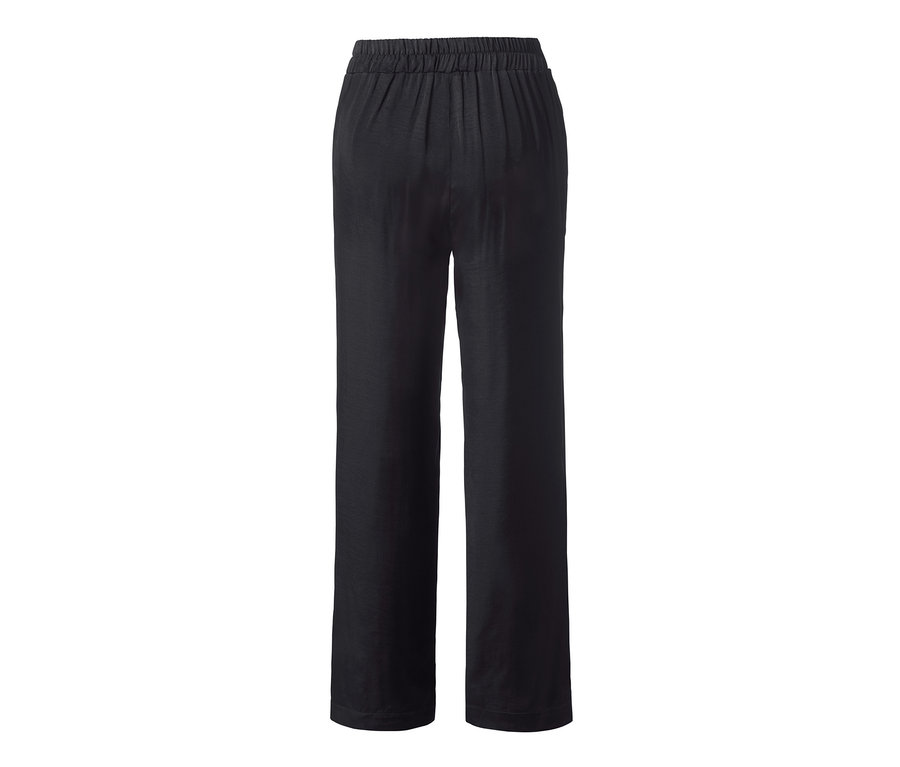 Schwarze Satin-Bundfaltenhose.
