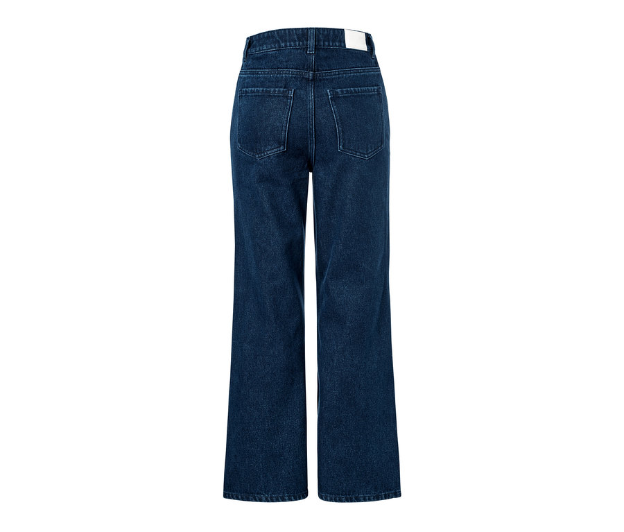 Rückansicht einer Jeans mit weitem Bein.