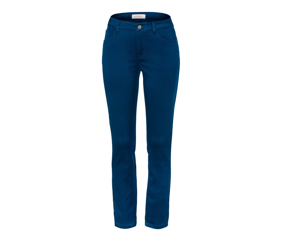 Blaue Slimfit-Hose.