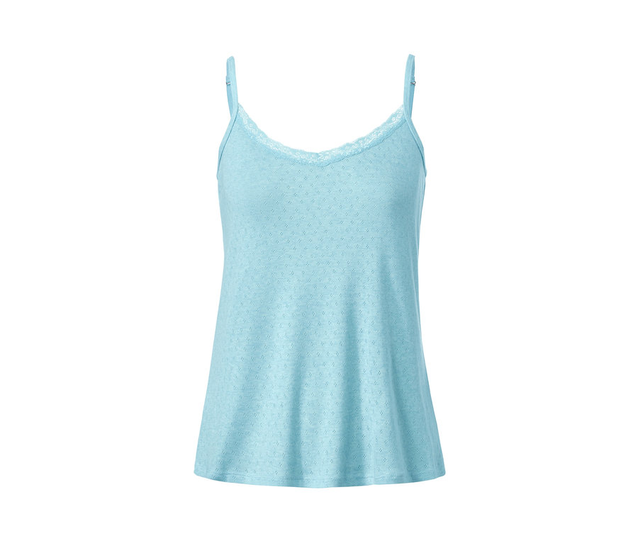 Helles, blaues Top mit Spitze aus Pyjama-Set.