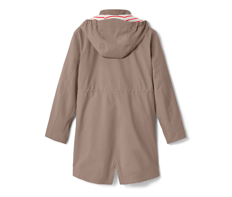 Rückansicht eines Kinder-Allwetter-Trenchcoats mit Kapuze.