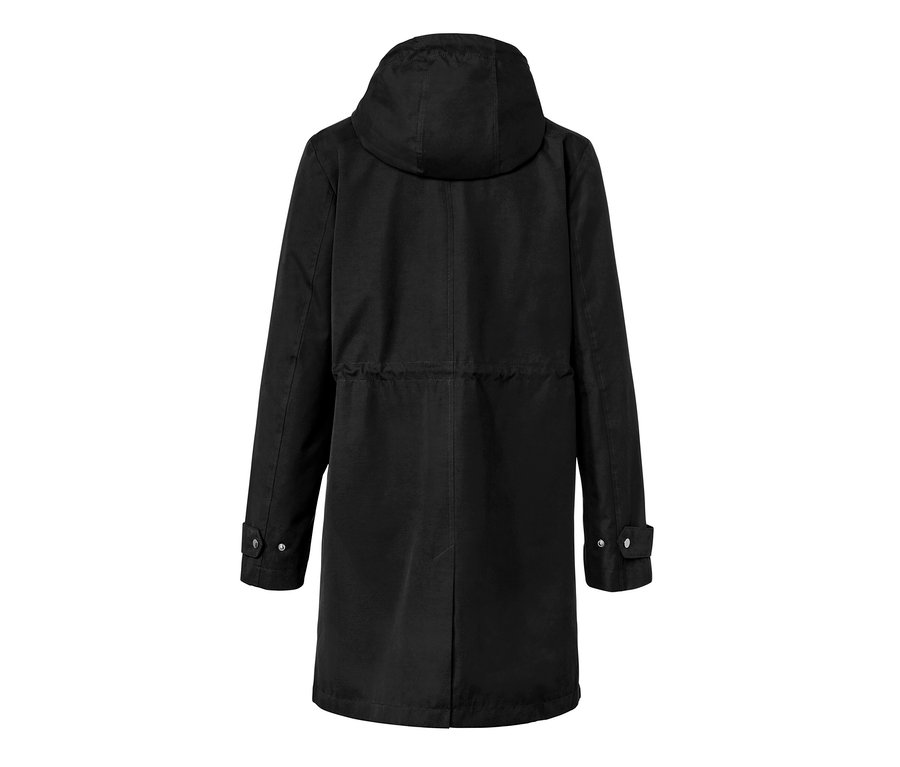 Schwarze Parka mit Kapuze.