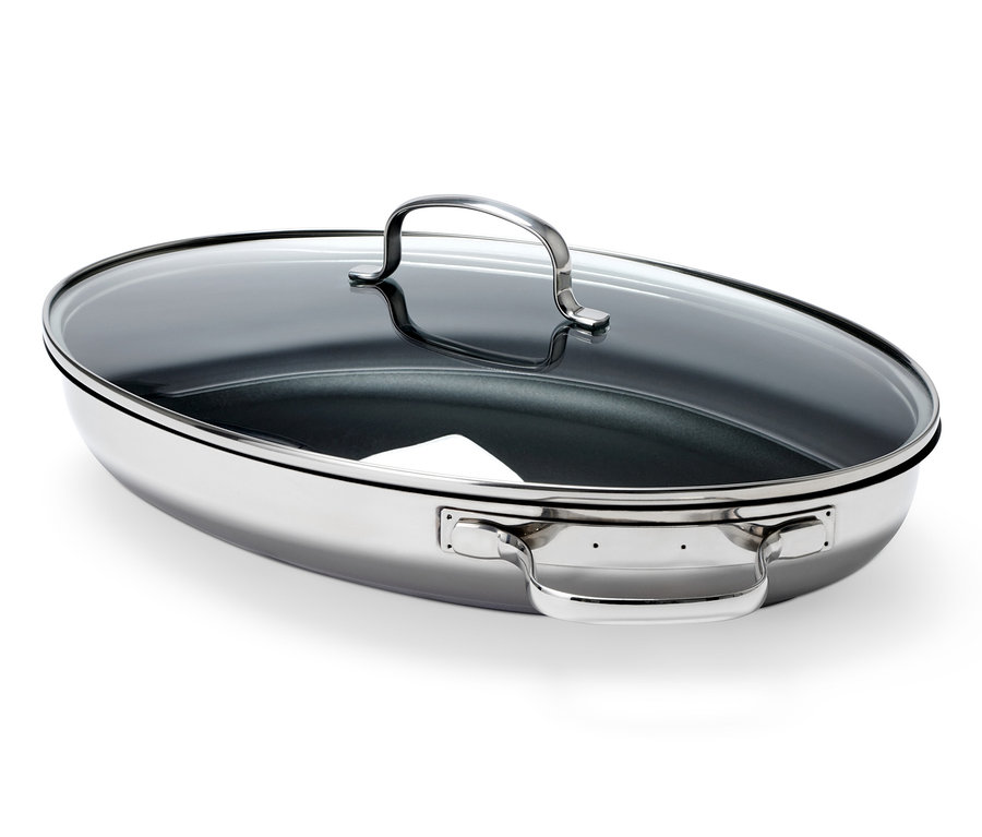 Ovale Edelstahl Servier- und Fischpfanne mit Deckel.