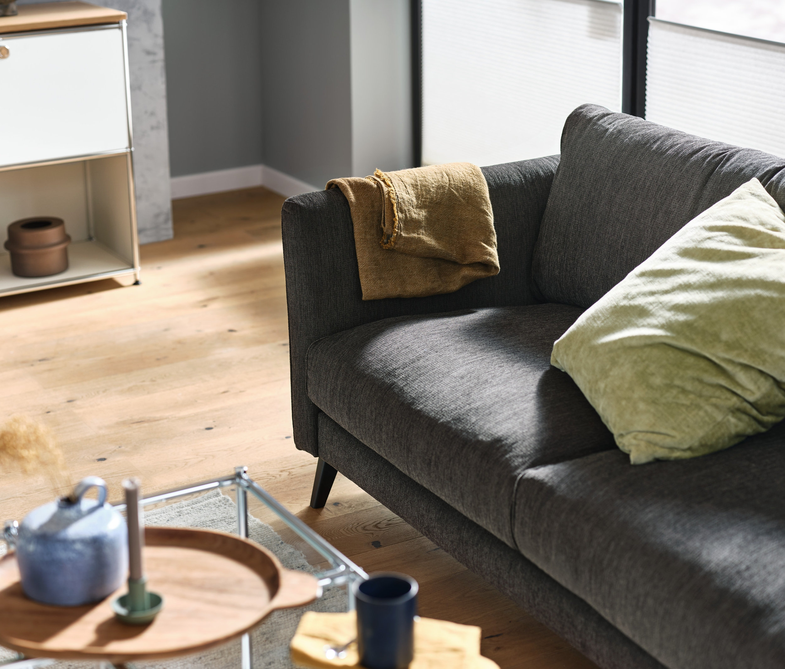Thumbnail - Tchibo - 3-Sitzer-Sofa - 187x95x84cm - anthrazit - Polyester / Metall