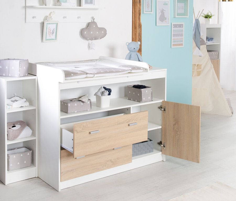 Kinderzimmer mit roba Wickelkommode »Gabriella«, breit, mit 2 Schubladen.