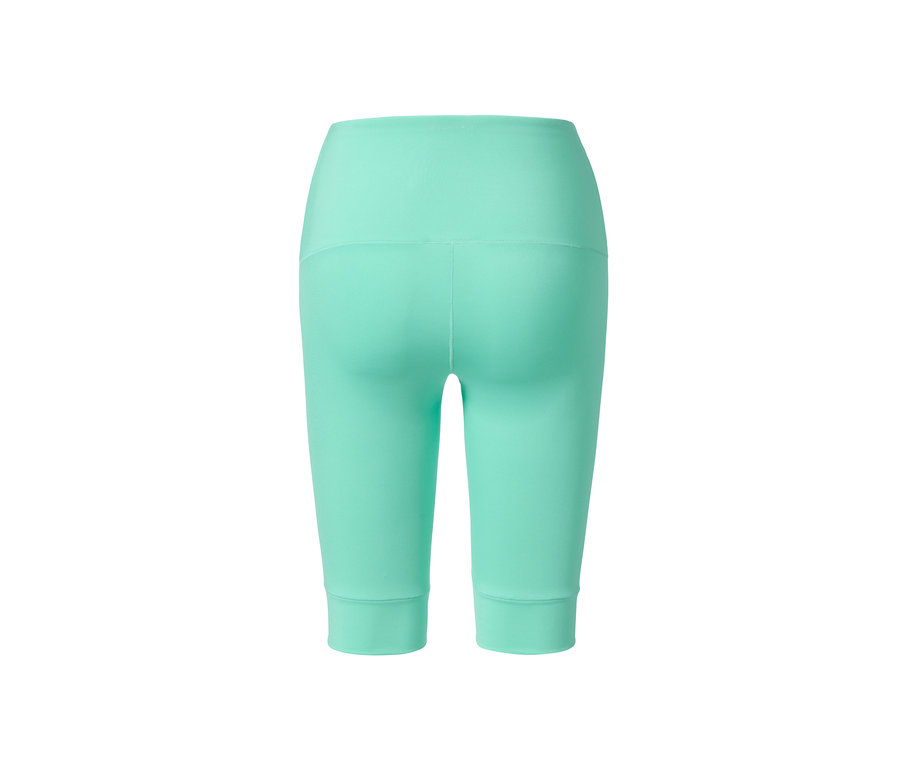 Detailaufnahme der mintfarbenen Funktionsradlerhose.