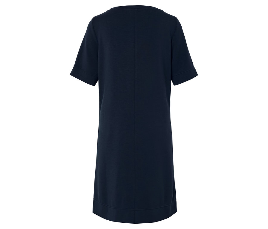 Dunkelblaues Kleid mit kurzen Ärmeln.