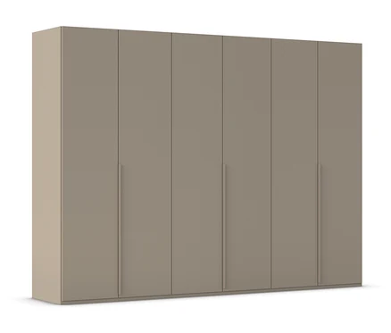 Sechs beige Schranktüren mit langen, schmalen Griffen sind in einer Reihe angeordnet.