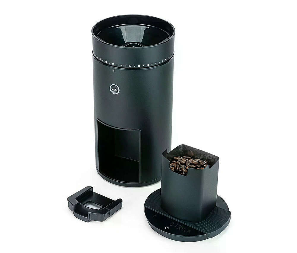 Wilfa Uniform Evo CG4B-S150 Kaffeemühle mit Waage. Schwarze Kaffeemühle neben Waage mit Kaffeebohnen (37,94 g) und separatem Halter.