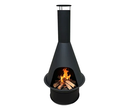 Schwarzer Stahl-Terrassenofen mit brennendem Feuer.