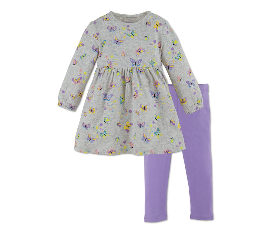Graues Jerseykleid mit Schmetterlingsprint und lila Leggings.