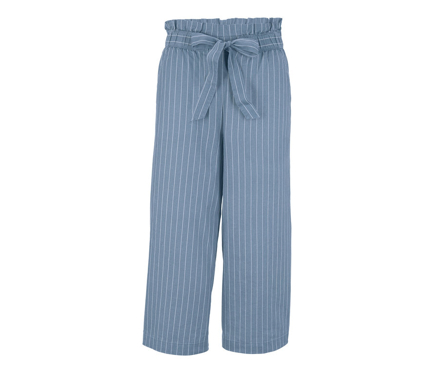 Blaue Leinen-Culottehose mit weißen Streifen und Bindeband in der Taille.