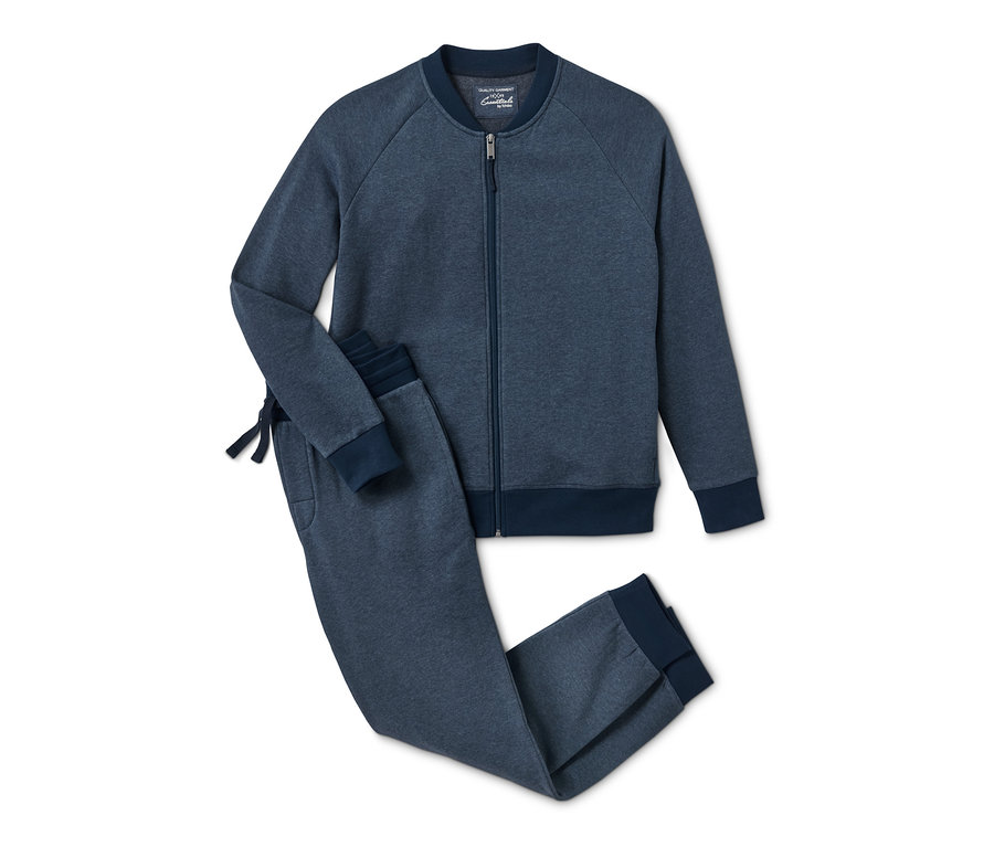 Blauer Hausanzug in weicher Sweatqualität mit Reißverschluss.