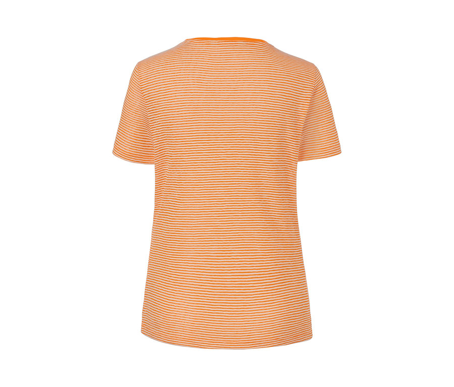 Rückansicht eines orangefarbenen T-Shirts.