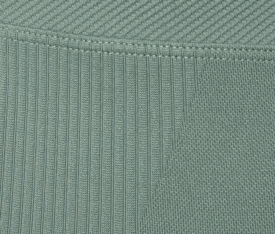 Detailaufnahme einer grünen Seamless-Tight.