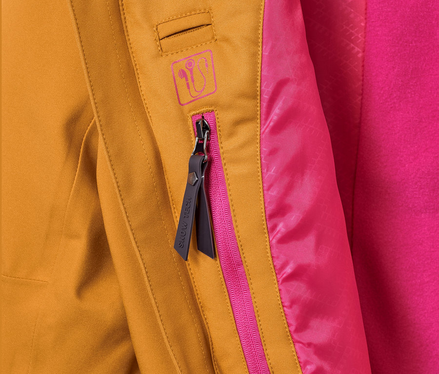 Detail einer Skijacke.