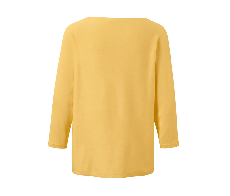 Gelber Feinstrickpullover mit langen Ärmeln von hinten.