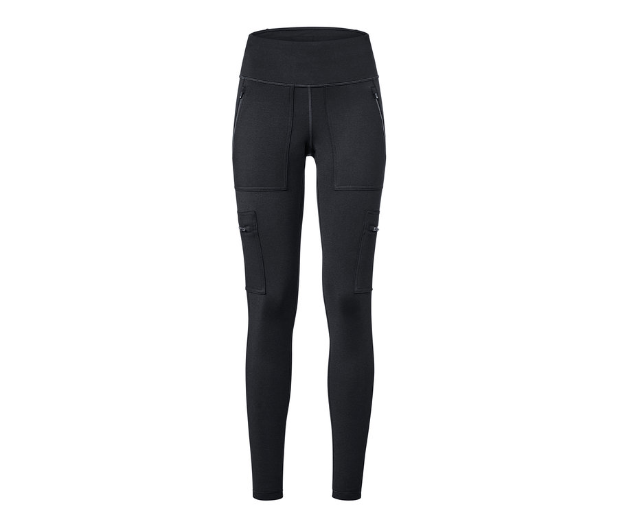 Schwarze Outdoor-Thermotight mit Taschen.