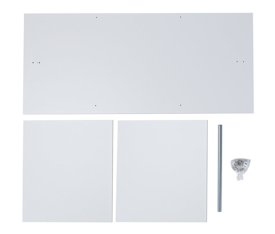 Einzelteile des weißen Woood Streifentürschranks »Connect« mit Innenraumpaket für 2-Türer mit Schublade liegen ausgebreitet.