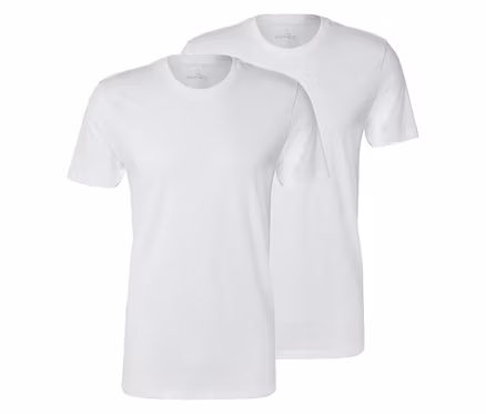 Zwei weiße T-Shirts liegen übereinander, wobei das vordere T-Shirt leicht versetzt ist.