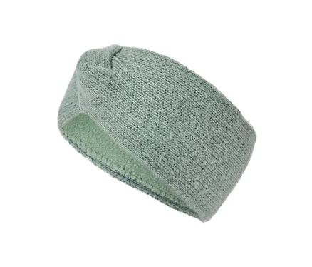 Nahaufnahme eines hellgrünen, gestrickten Stirnbandes mit Fleece-Futter auf weißem Hintergrund.