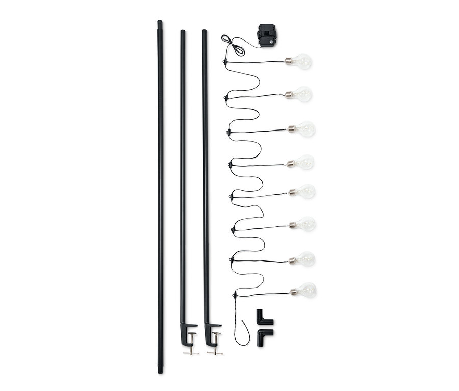 Schwarze Deko-Tischstange inklusive LED-Lichterkette und Befestigungsmaterial.