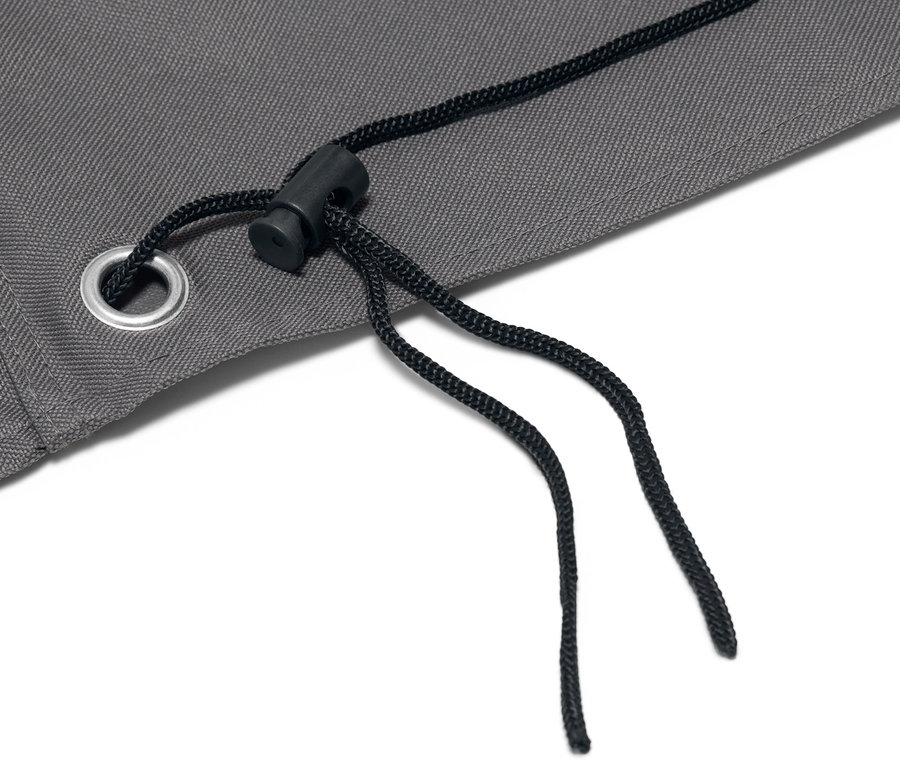 Detail einer Premium-Abdeckhaube für Sessel mit Kordelzug.