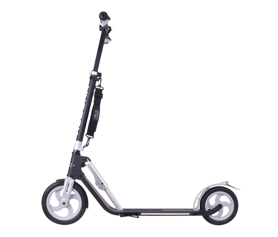 HUDORA-Scooter »BigWheel®« Air 230 in Schwarz und Silber mit Tragegurt.
