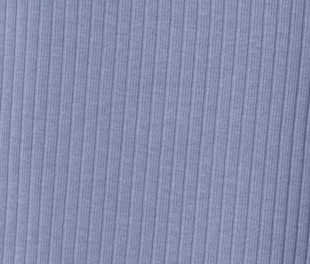 Nahaufnahme von Kleinkind-Rippenleggings mit Schlag.