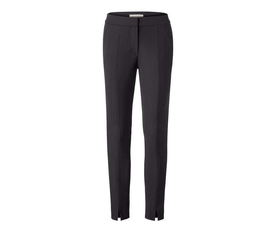 Eine schwarze, konfektionierte Stretchhose auf einem weißen Hintergrund.