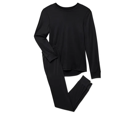 Schwarzes Thermounterwäsche-Set mit langärmligem Oberteil und Hose.