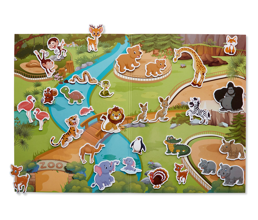 Geöffnetes Magnet-Spielbuch mit einer Illustration eines Zoos und Tiermagneten.