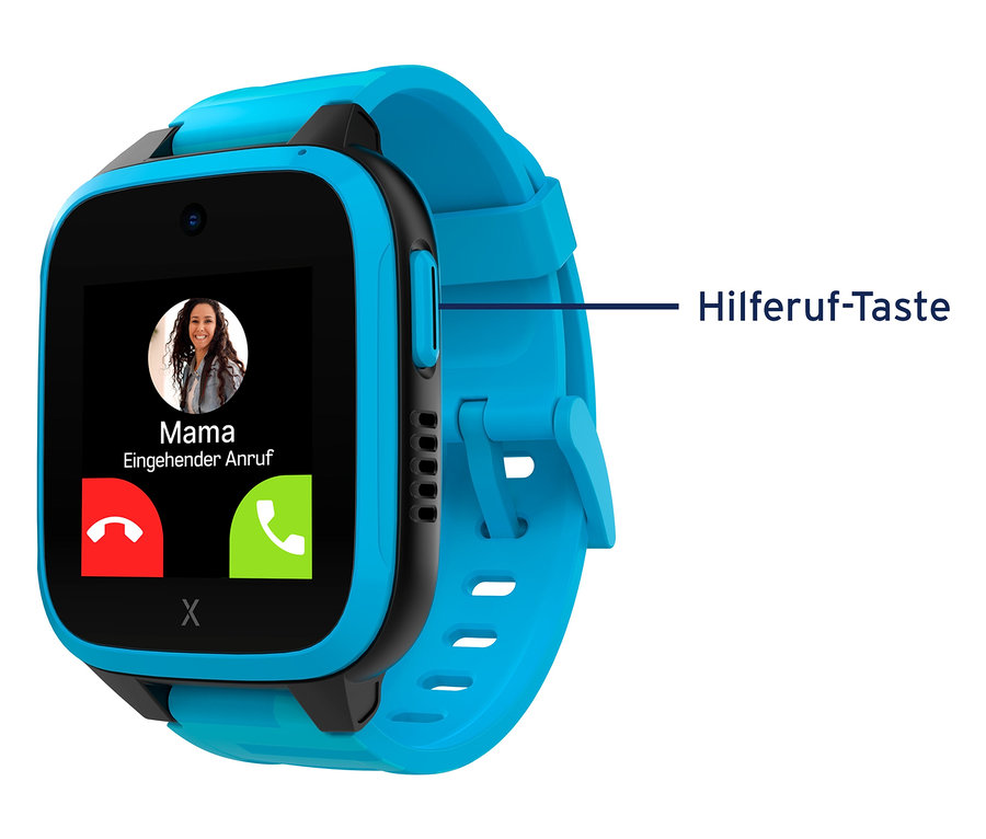Nahaufnahme einer blauen Kinderuhr Xplora XGO3 2nd Gen. mit schwarzem Rand und dem Bildschirm mit der Anzeige "Mama Eingehender Anruf".