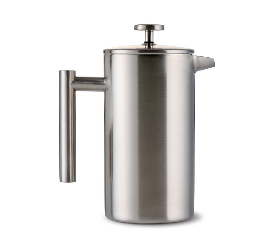 Eine doppelwandige Siebstempelkanne aus Edelstahl mit 900 ml Fassungsvermögen, gebürsteter Oberfläche, Griff und Deckel mit Pressstempel.