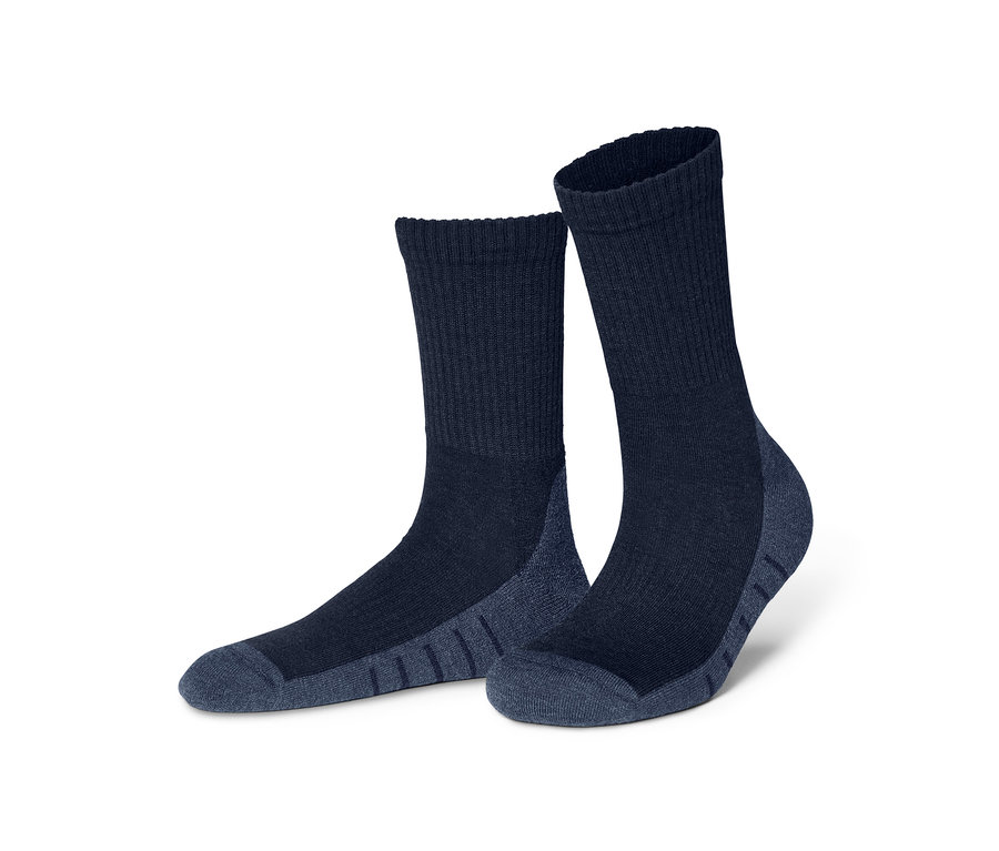 Zwei Paar Outdoorsocken.