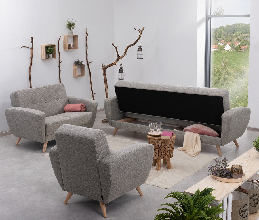 Wohnzimmer mit grau meliertem 3-Sitzer-Schlafsofa »Justus«, 2-Sitzer-Sofa »Justus« und Sessel »Justus« von Max-Winzer®.