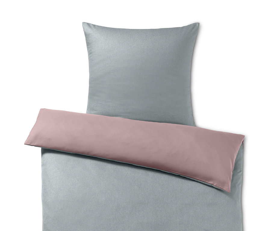 Graue Microfaser-Flanell-Bettwäsche (Normalgröße) mit rosafarbenem Kissen.