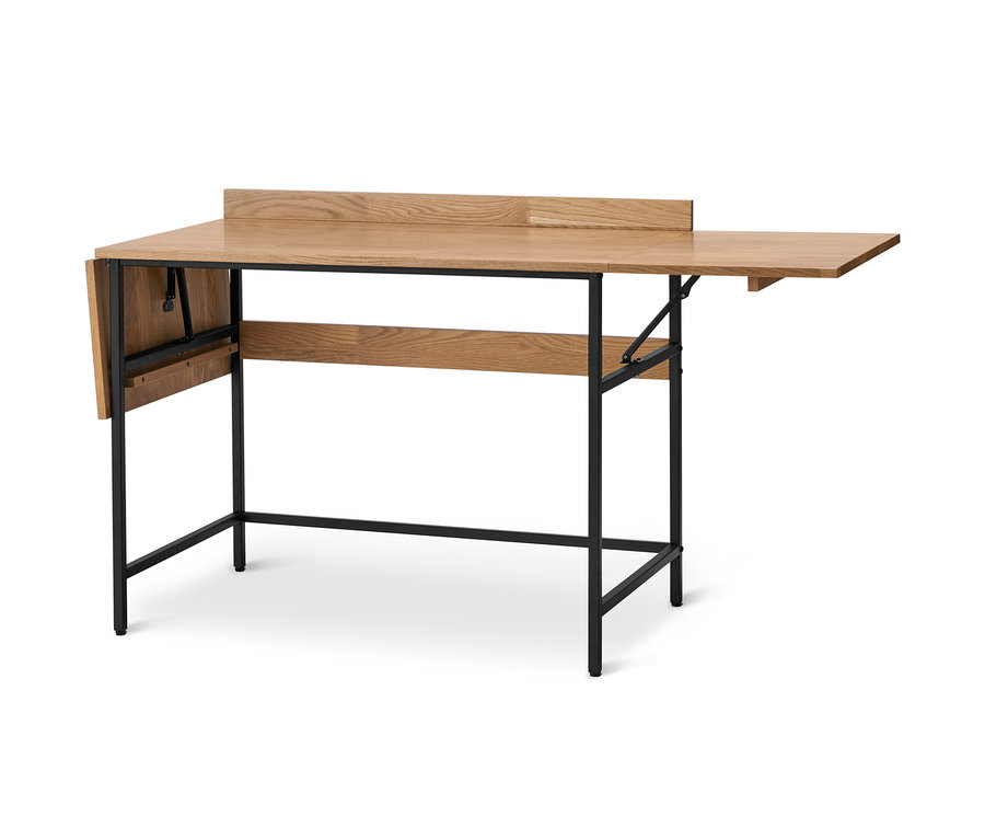 Erweiterbarer Schreibtisch aus Massivholz mit schwarzem Rahmen.