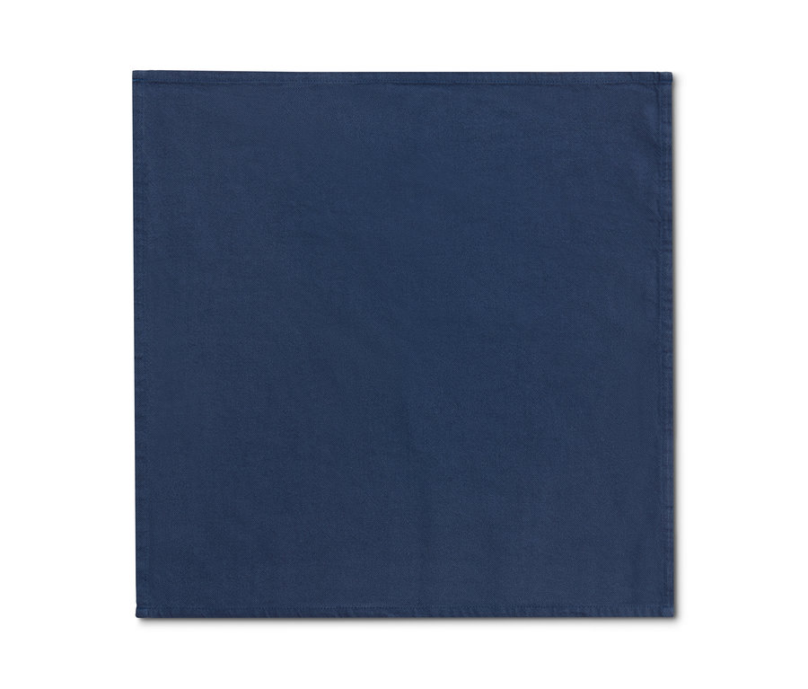 Eine blaue Stoffserviette.