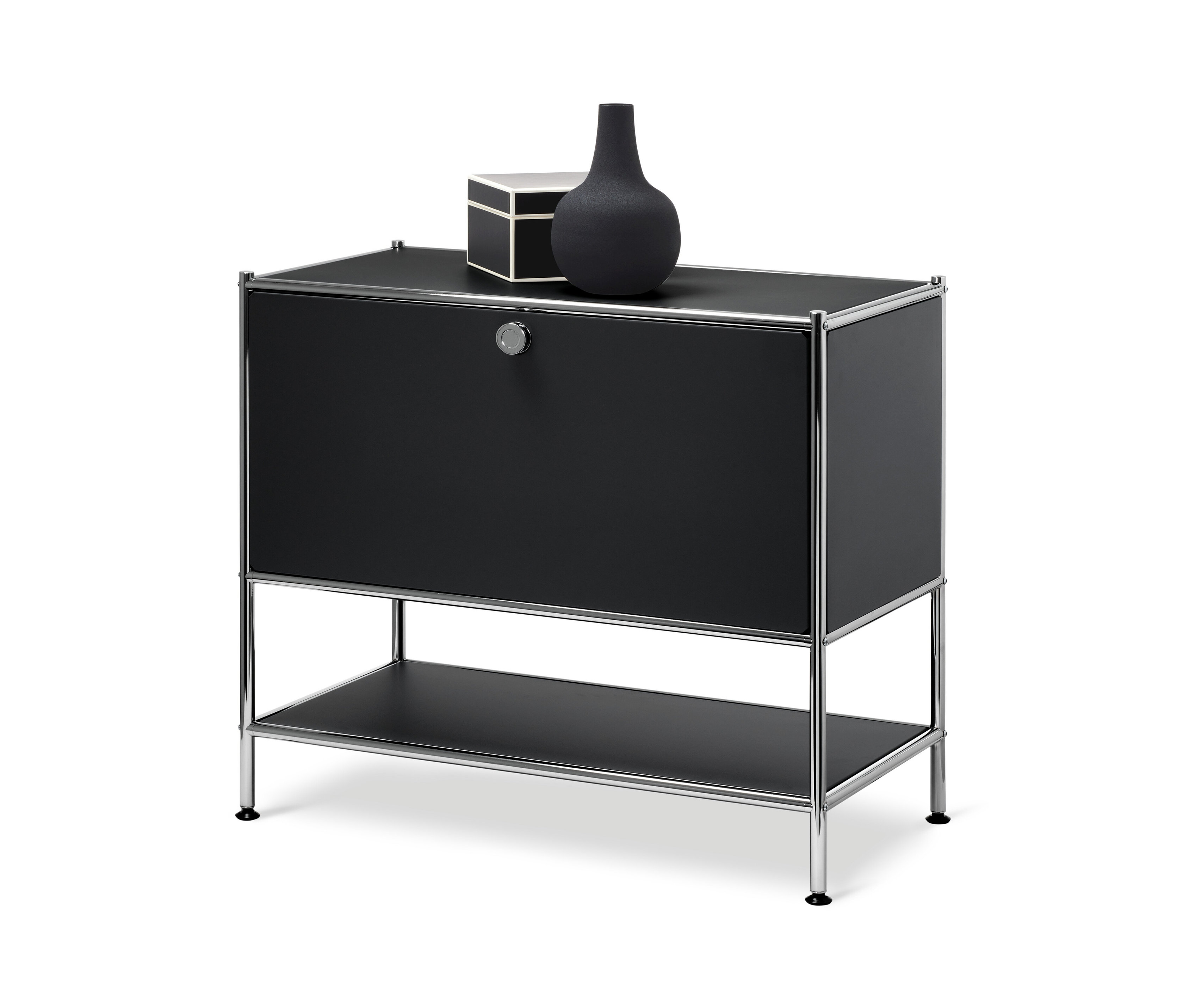mit 1 günstig Kaufen-Tchibo - Sideboard »Cn3« mit 1 Klappe - 77,5x40x71,5cm - schwarz - Stahl / Aluminium / Kunststoff. Tchibo - Sideboard »Cn3« mit 1 Klappe - 77,5x40x71,5cm - schwarz - Stahl / Aluminium / Kunststoff <![CDATA[Sideboard »CN3« mit 1 Klappe,